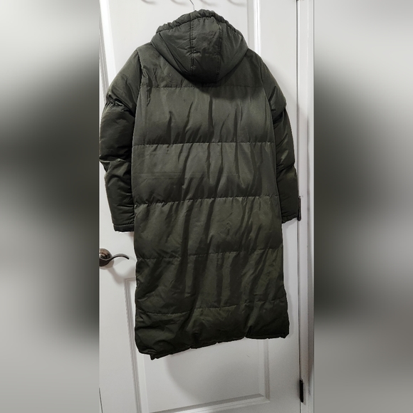 Women's Puffer Coat - Picture 2 of 5